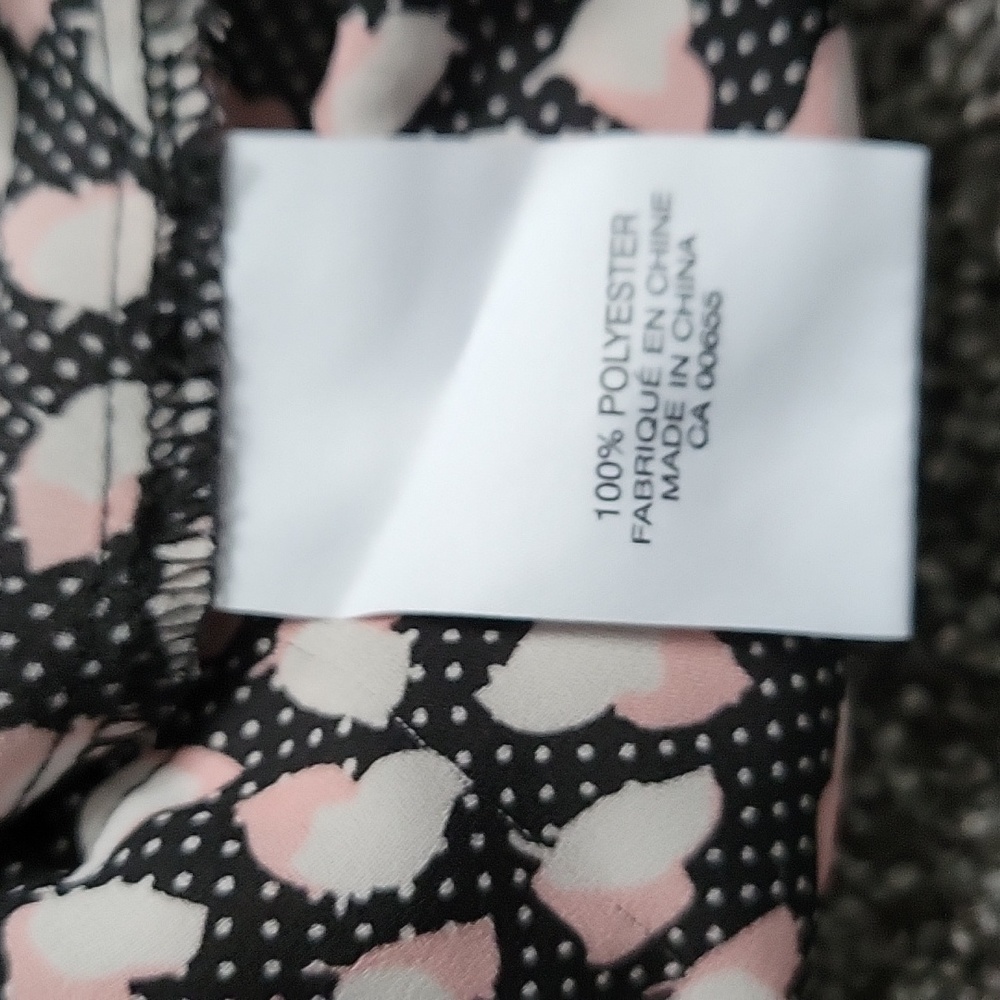 Smart Set Printed Top - Picture 7 of 7